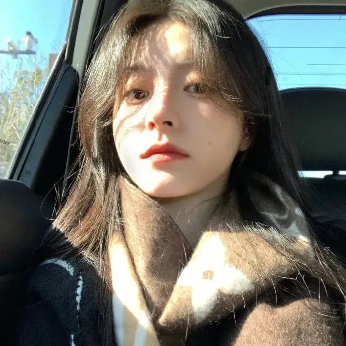 厉少的闪婚娇妻有点甜